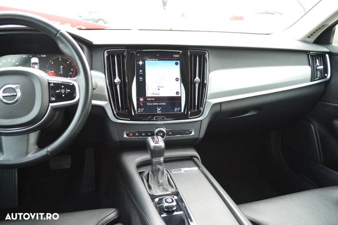 Volvo S90 D4 Momentum - 23