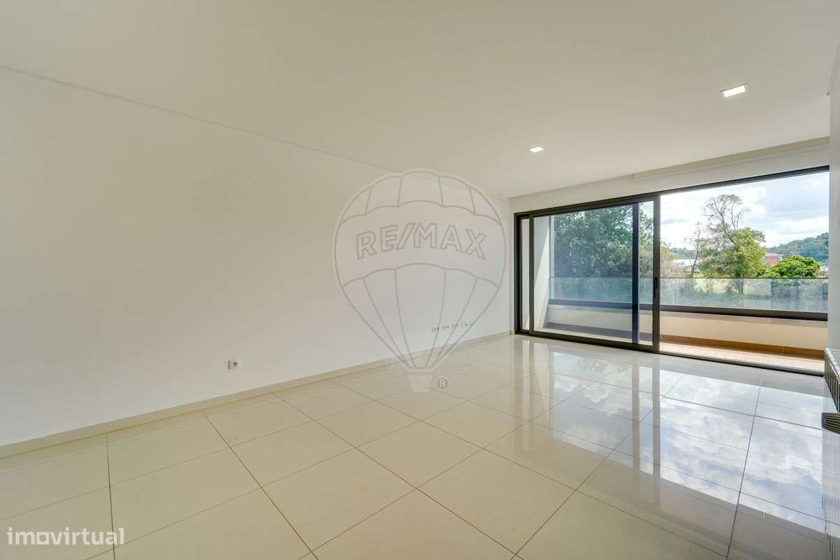 Apartamento T3 | Centro Águeda | Terraço | 283m2-16