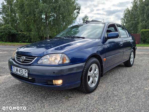 Toyota Avensis 2.0 VVT-i Sol - 13