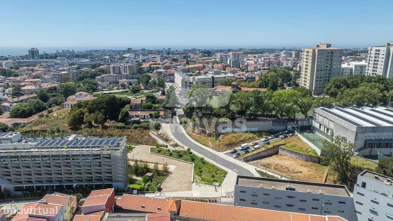 Moradia T1+1 com Licença de Alojamento Local | Porto-13