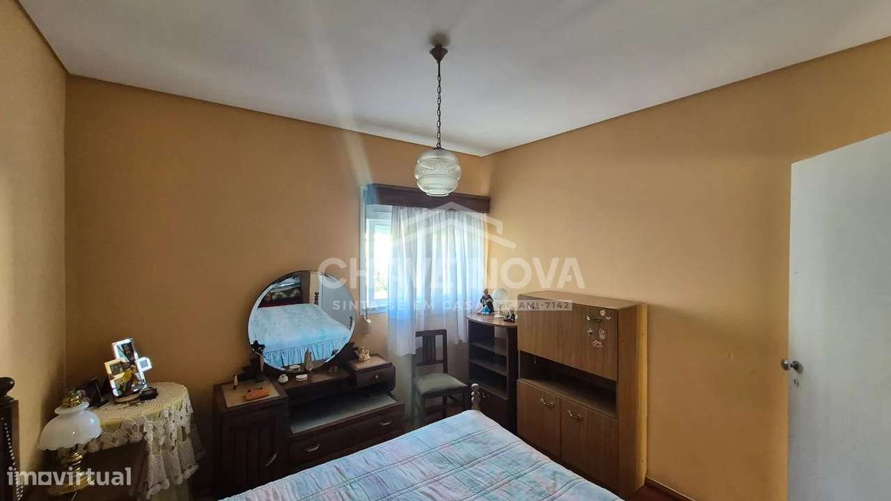 Moradia T2+1 c/garagem em Mafamude  (Urbanização do Cedro, Mafamude)-19