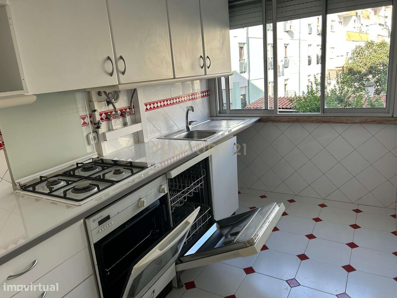 Apartamento Renovado T2 em São Domingos de Benfica, Lisboa - Grande imagem: 3/11