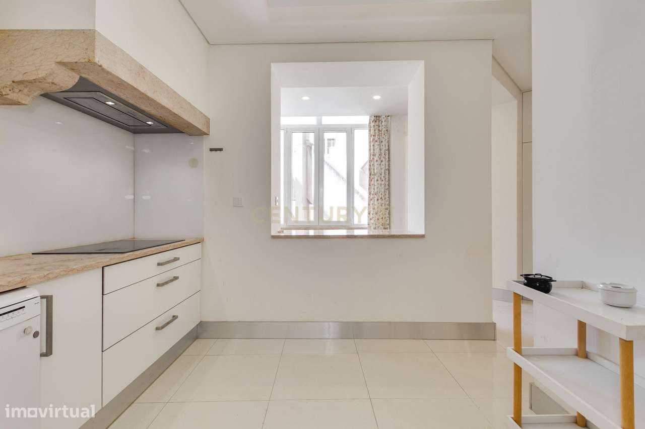 Fantástico Apartamento T4 na Alameda Dom Afonso Henriques – Localizaçã-13