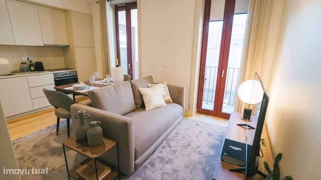 Apartamento, T1, Travessa de Alferes Malheiro - Porto - Grande imagem: 2/22