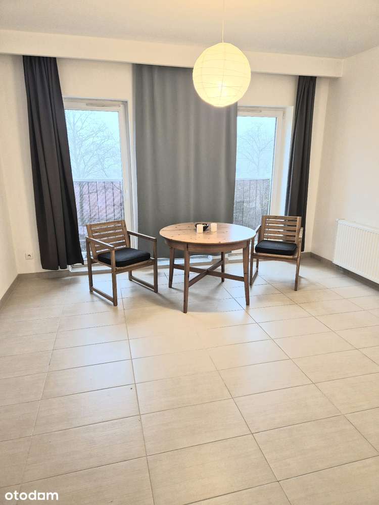 Przestronne dwa pokoje w nowszym budownictwie