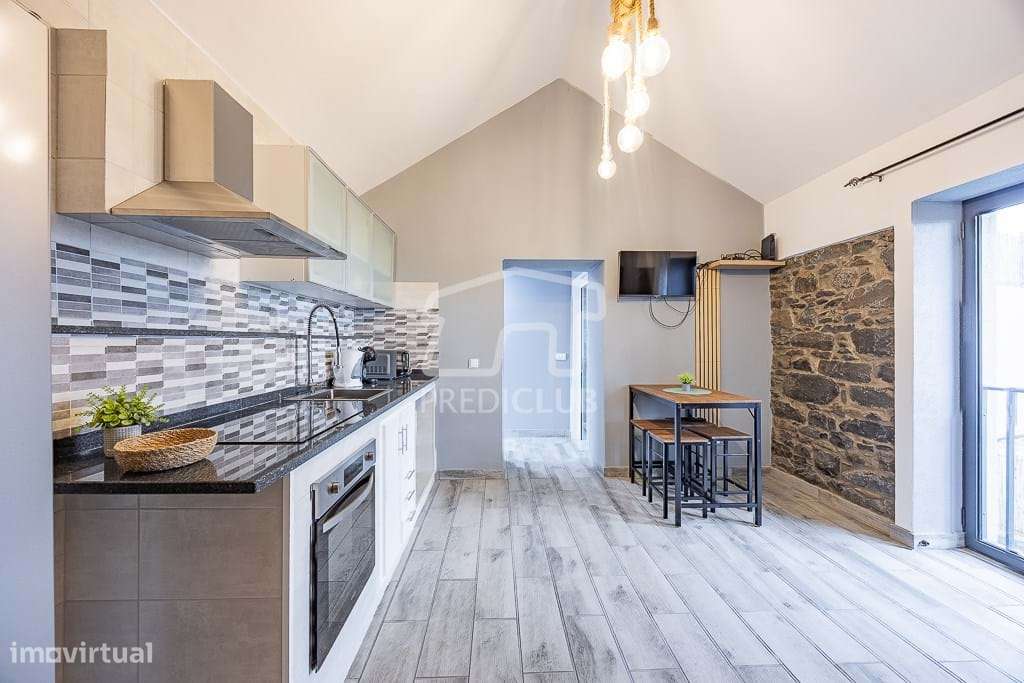 Moradia com 3 Apartamentos Independentes  - Ponta do Sol-5