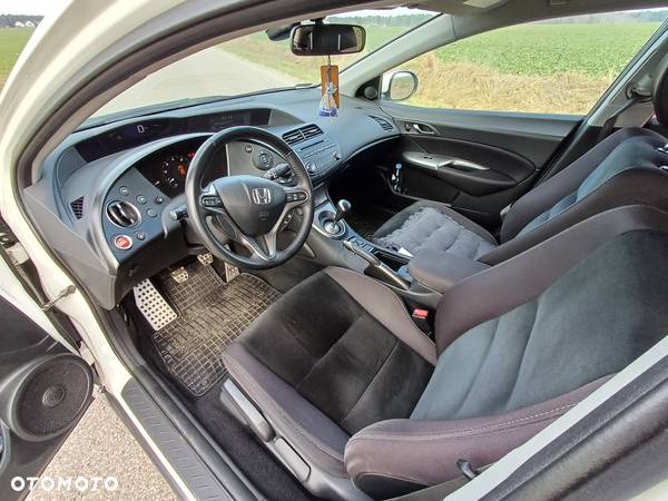 Honda Civic 1.8i-VTEC Executive - 6