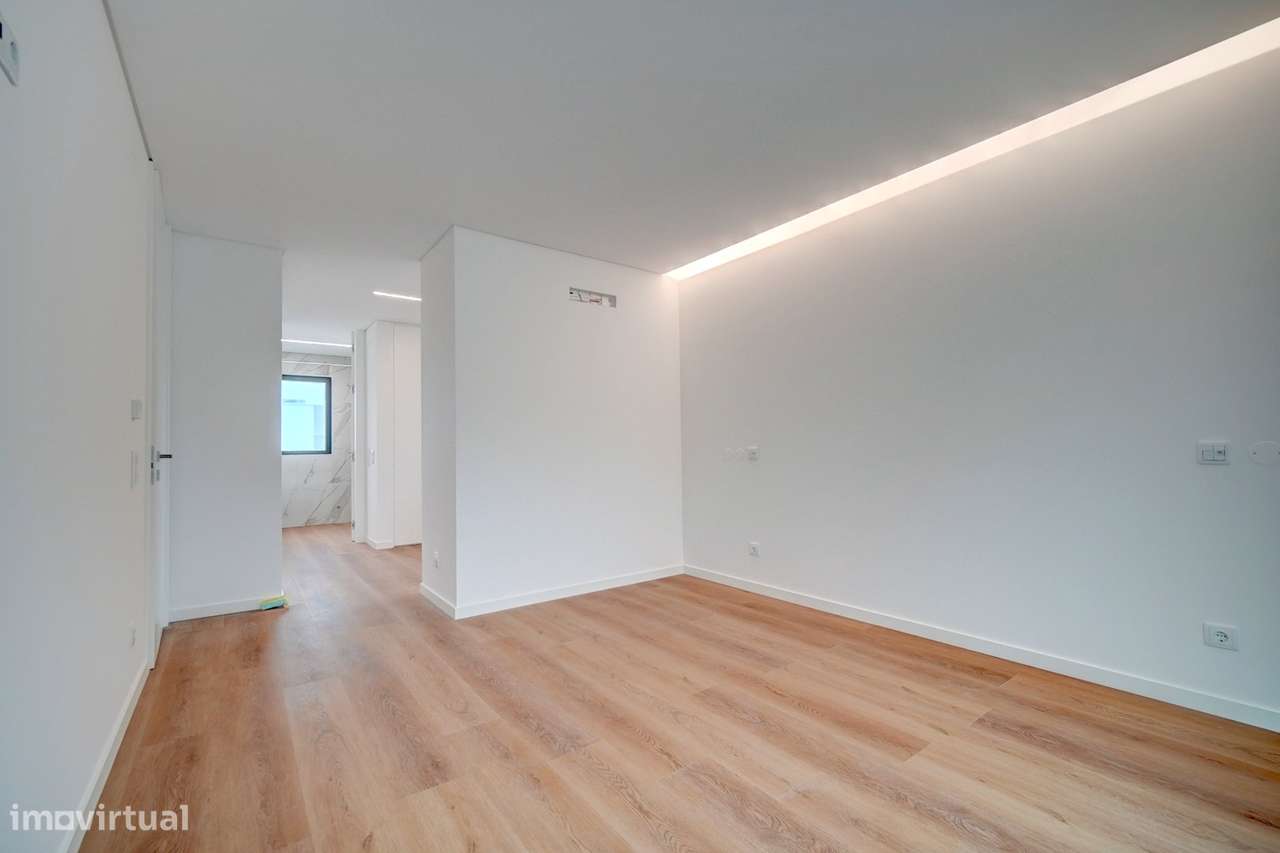 Moradia V4 Nova em Murches-20