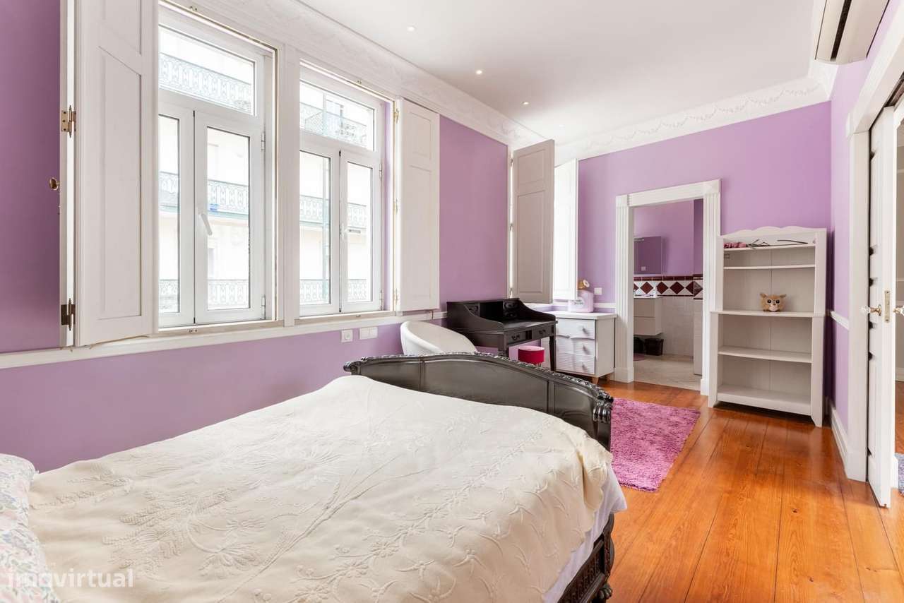 Moradia T4 + 1 com piscina, Pena, Lisboa-20