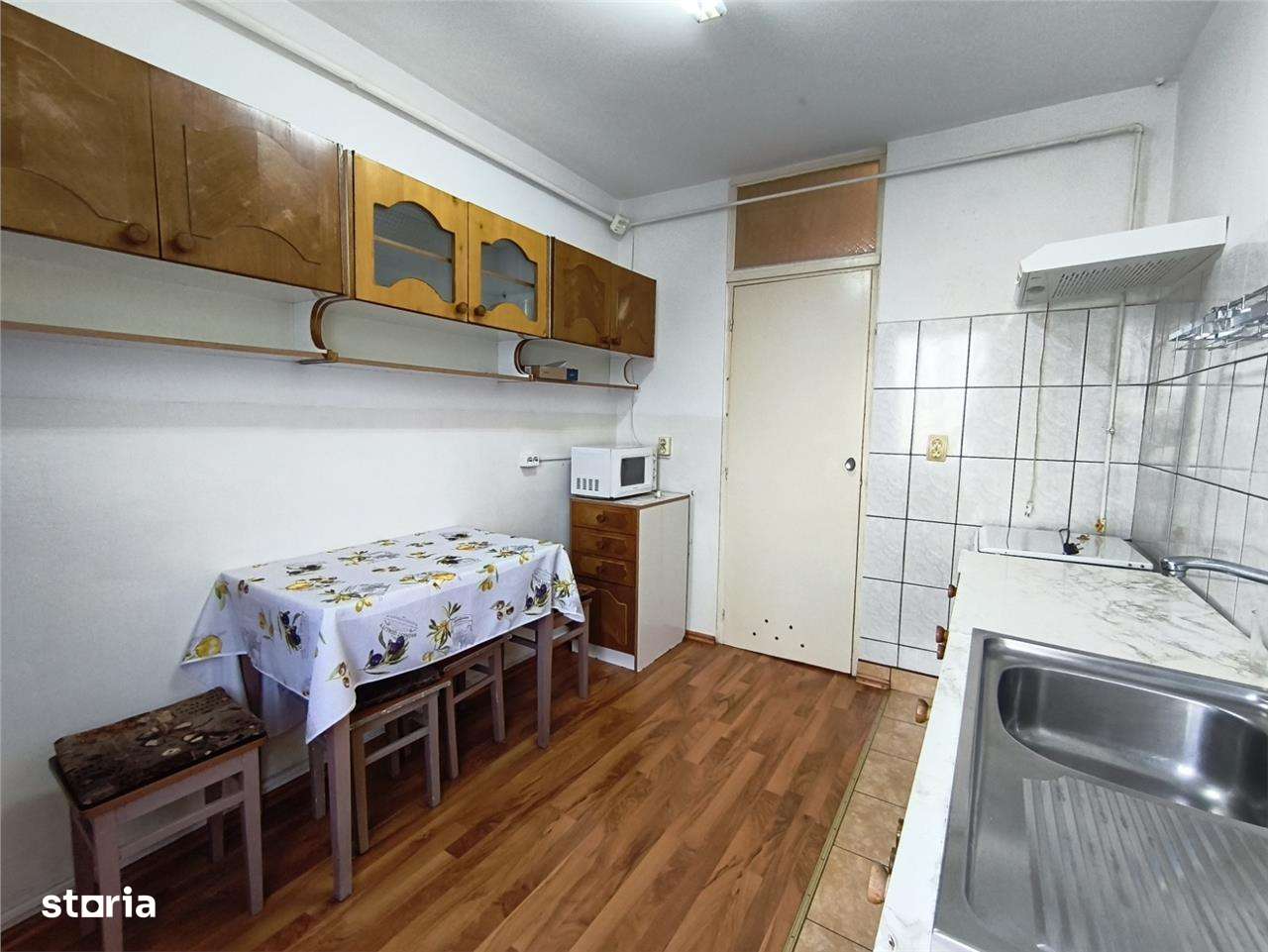 Apartament 3 Camere 68mp Etaj 1 Zona linistita - Imagine principală: 5/10