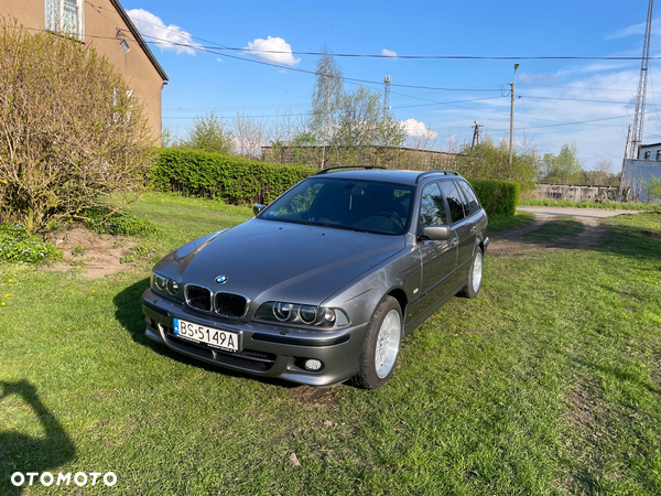 BMW Seria 5 525i - 1