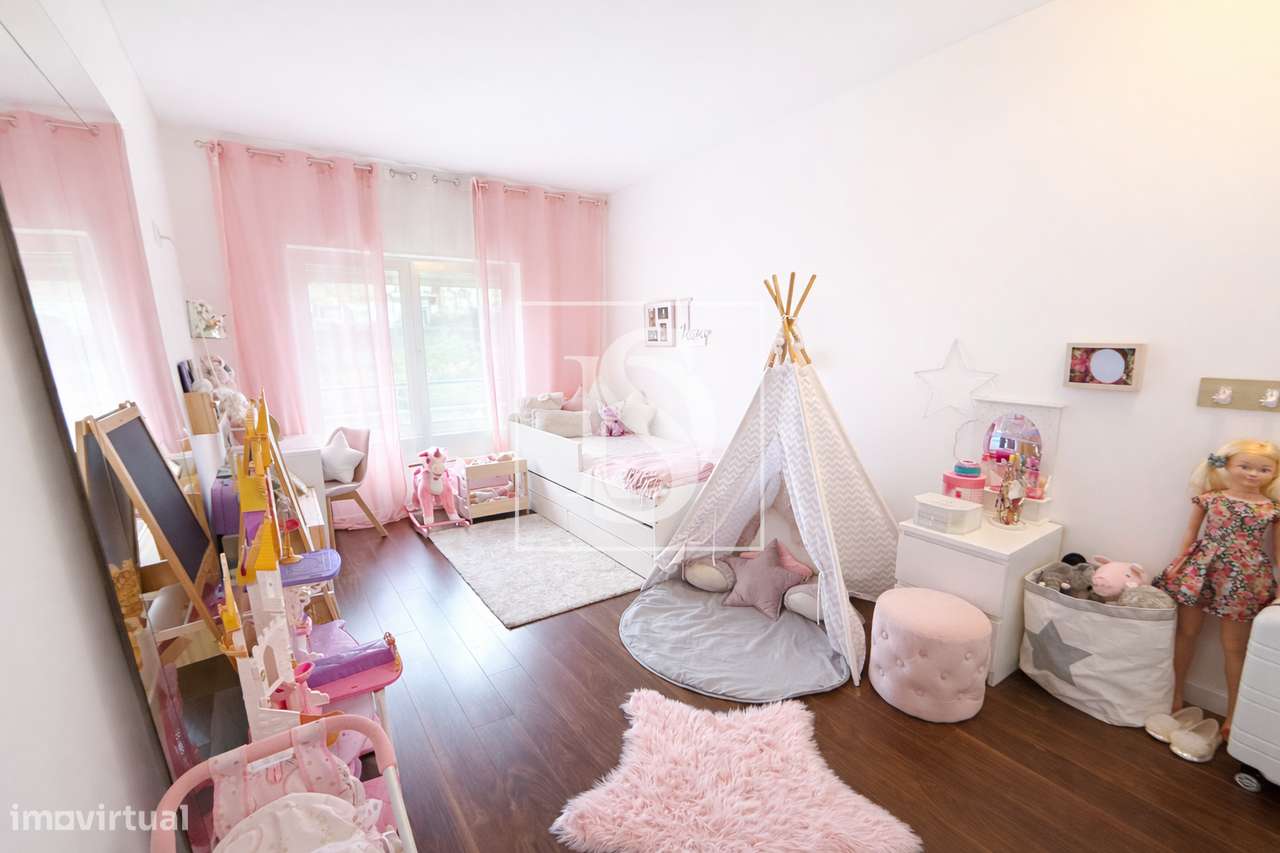 Apartamento T4 - Torres Novas-10