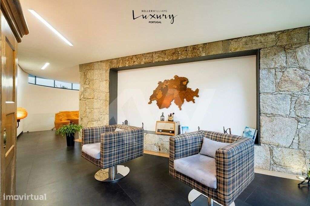 Quinta paradisíaca em local calmo e recatado para viver com qualidade-42