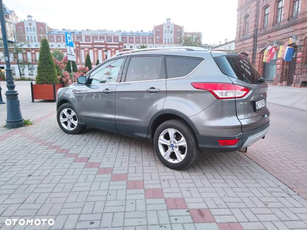 Ford Kuga 1.6 EcoBoost FWD Titanium ASS - 24