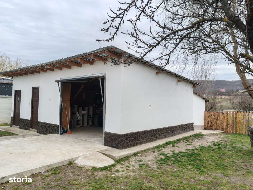 Casa parter+mansarda si teren in Lipovat, Vaslui - Imagine principală: 4/10