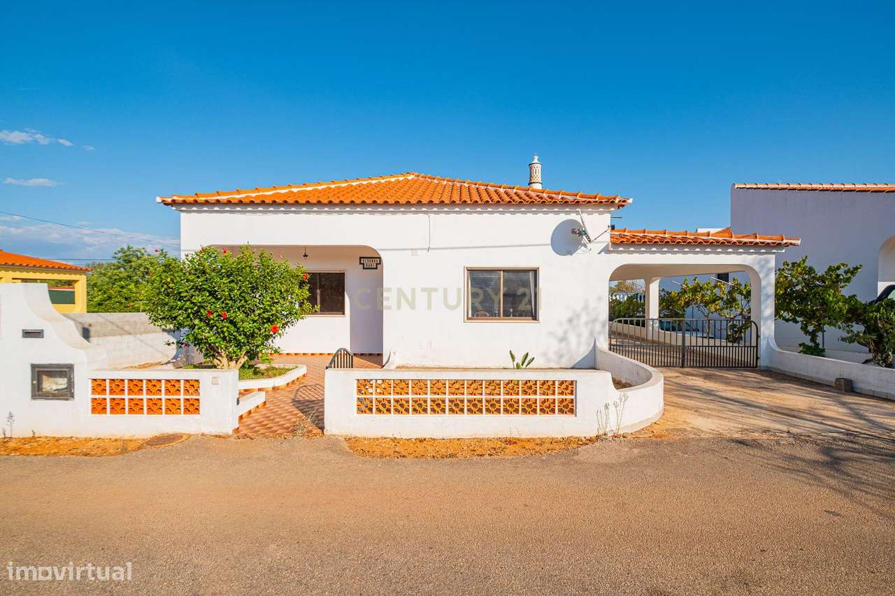 MORADIA TERREA E ISOLADA - Grande imagem: 4/20