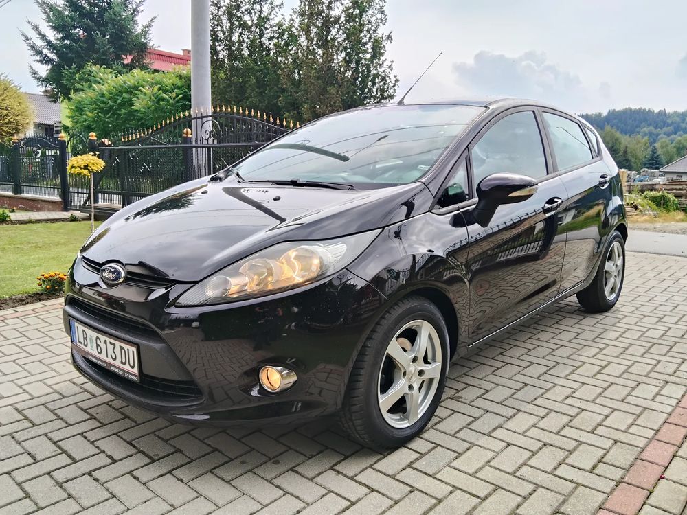 Ford Fiesta Mk7 (2008-) 1.25 SYNC Edition 2011