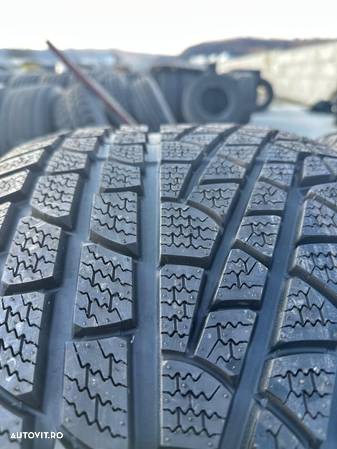 285/40R19 103V Pirelli Winter 240 Sottozero - 4