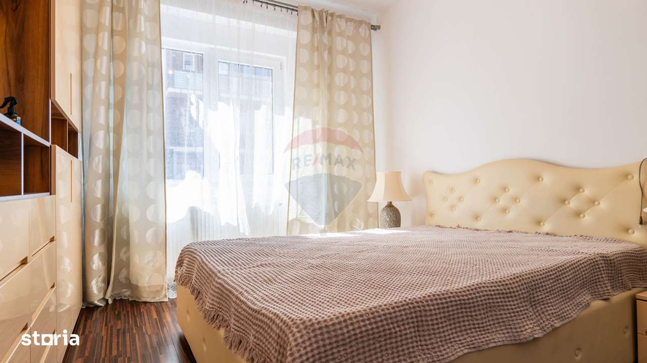 Dobroesti - vanzare apartament 3 camere, strada Marului-18