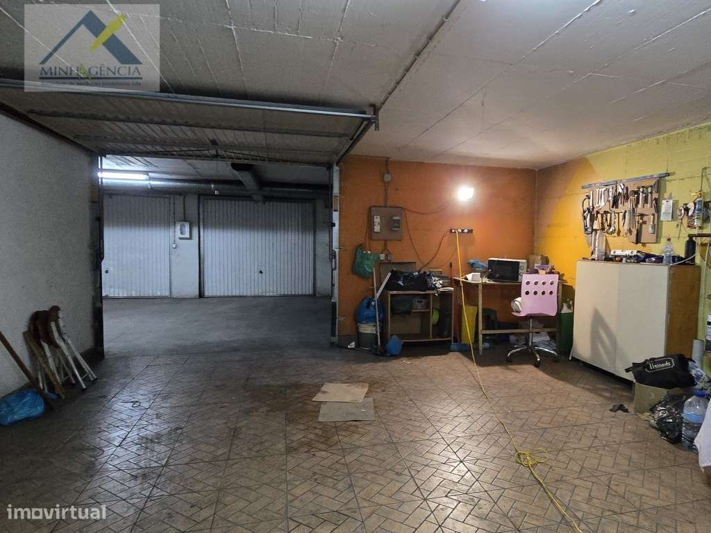 Apartamento T3 com garagem de 45 m2 em Setúbal-35