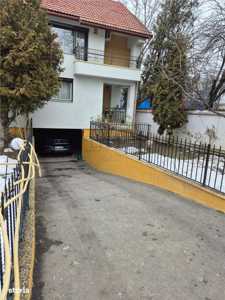 Vila Superba | 5 Locuri Parcare + Piscina | IANCU NICOLAE - Imagine principală: 4/12