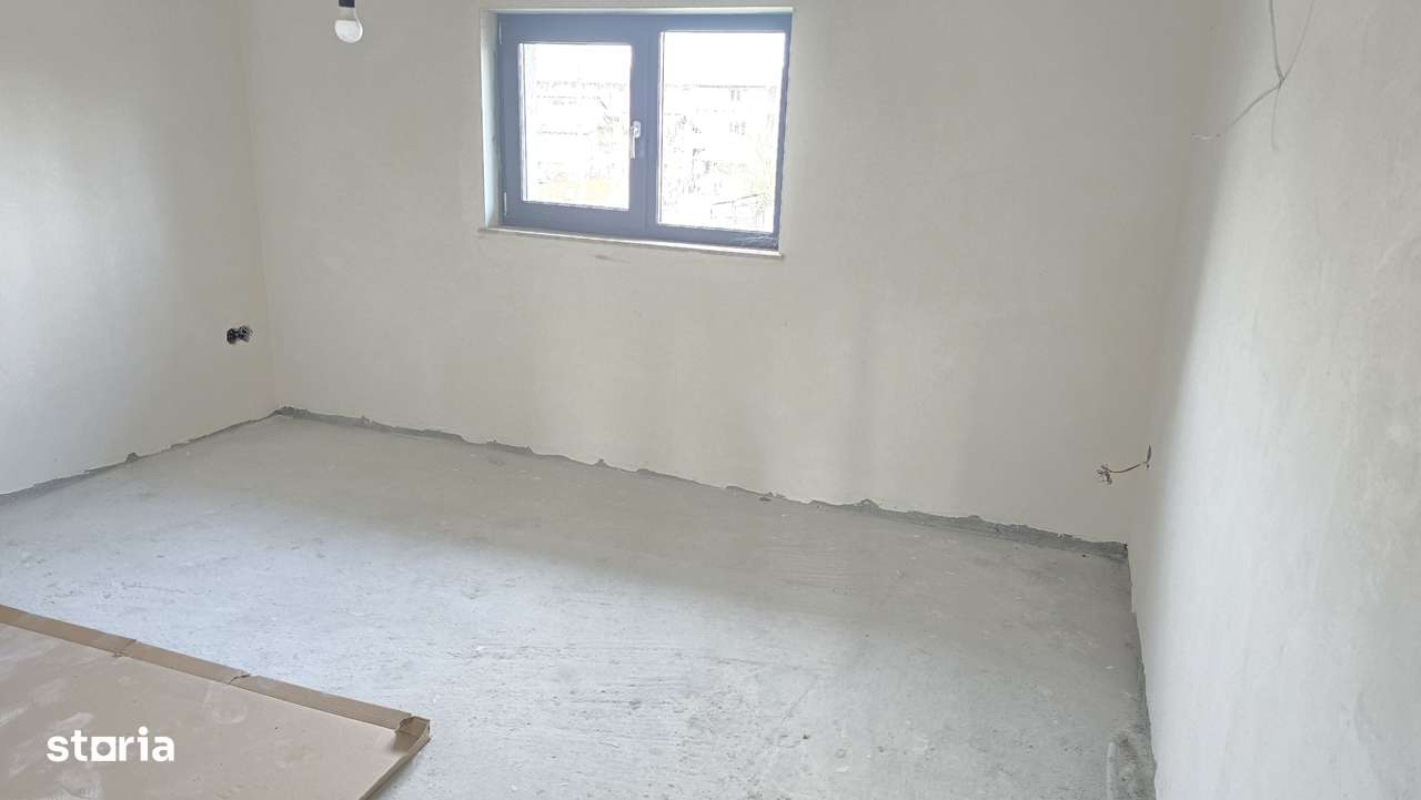 Vand casa in duplex in Deva, semifinisata, zona Garii, P+E+pod - Imagine principală: 2/19
