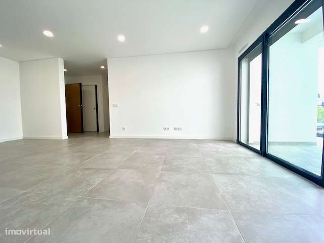 Descubra o Refúgio Perfeito para a Sua Família: Magnífico Apartamento - Grande imagem: 4/36