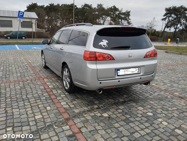 Honda Accord 2.4 Executive - 17