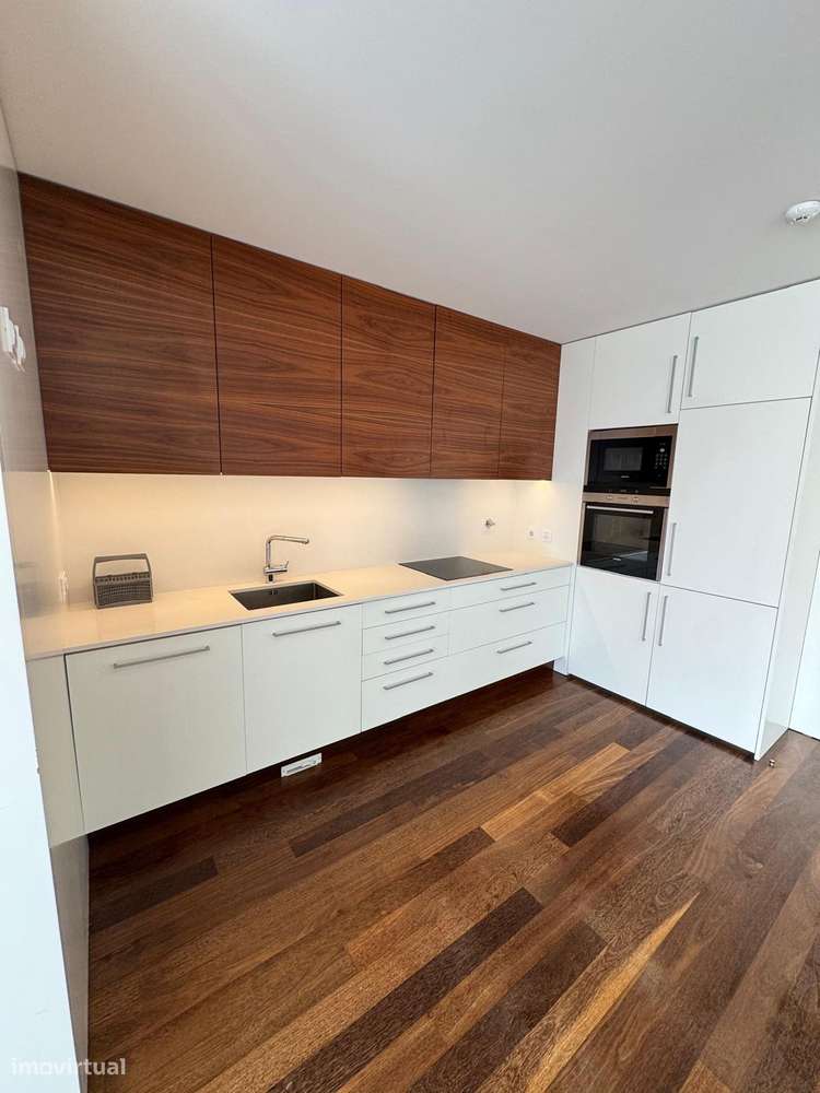 Apartamento T2 para arrendar em Arcozelo na Quinta de Forbes - Grande imagem: 2/18