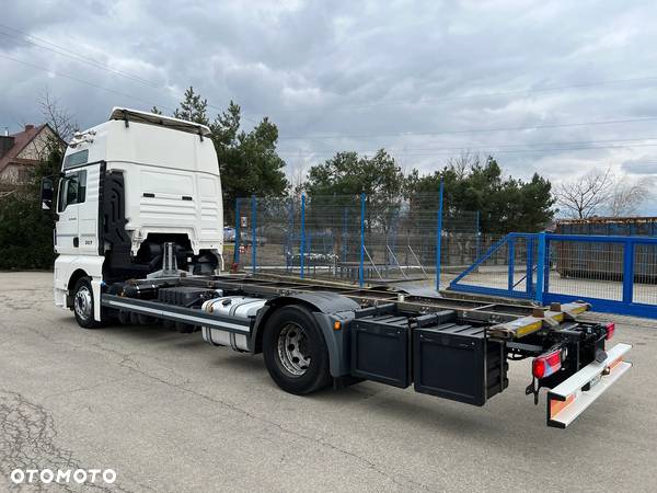 MAN TGX 18.400 XXL * Euro 6 * Stan Perfekcyjny z Niemiec * Automat * BDF * Rama do Zabudowy * - 7