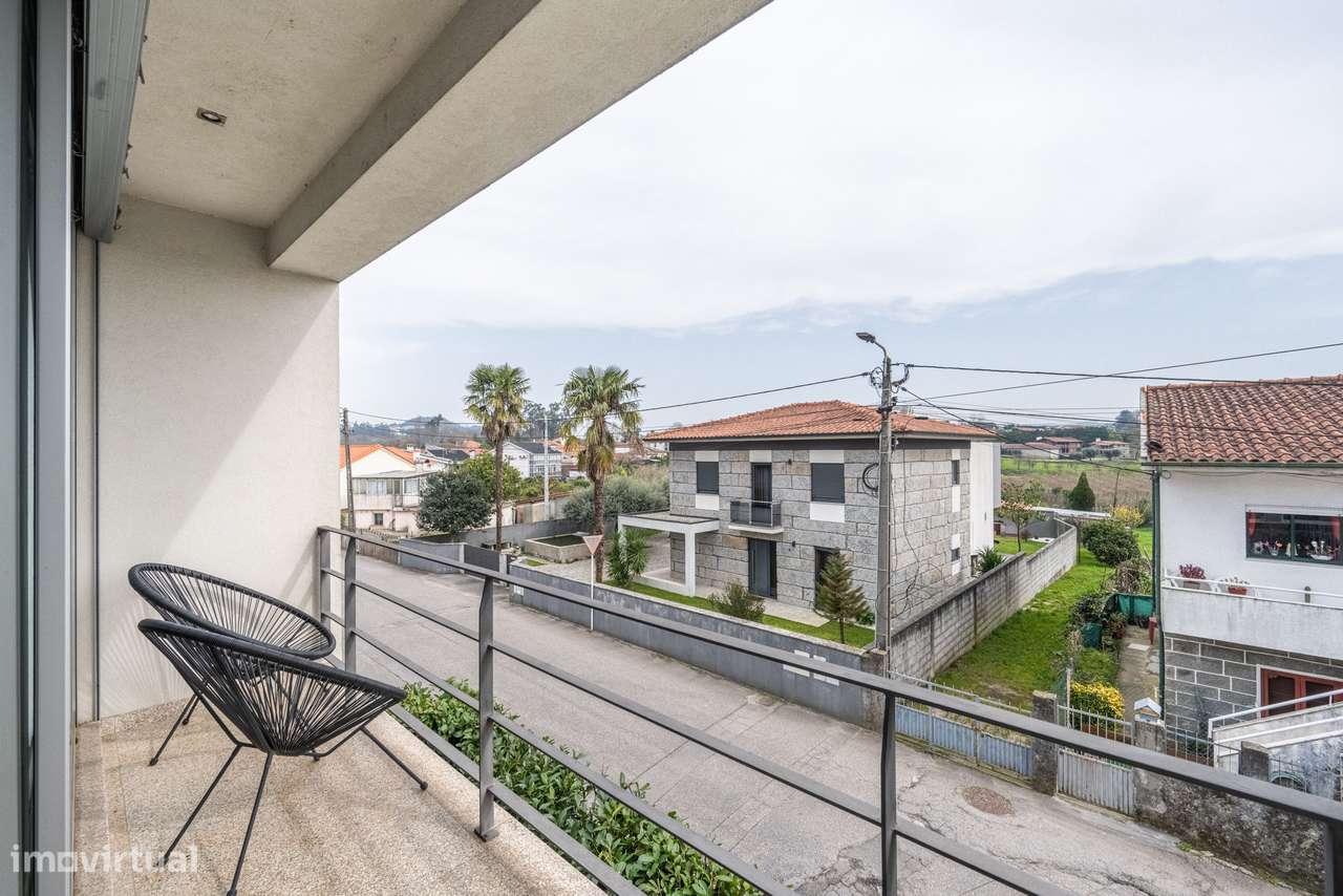 Moradia T3 + escritório em Sande São Lourenço -Guimarães-21