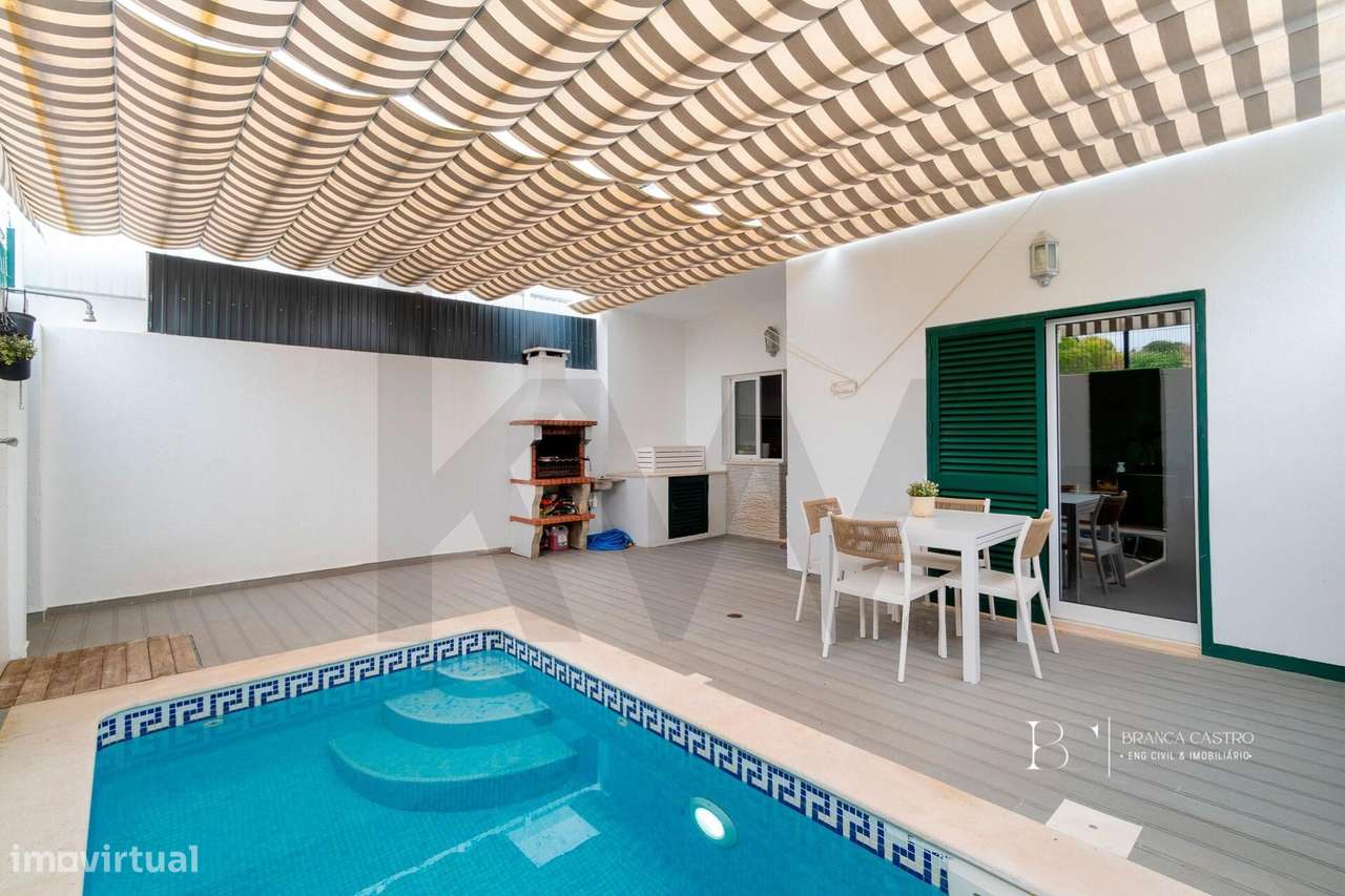 Moradia T3+1 com piscina, 2 pátios, 2 entradas, estacionamento, terren - Grande imagem: 5/47