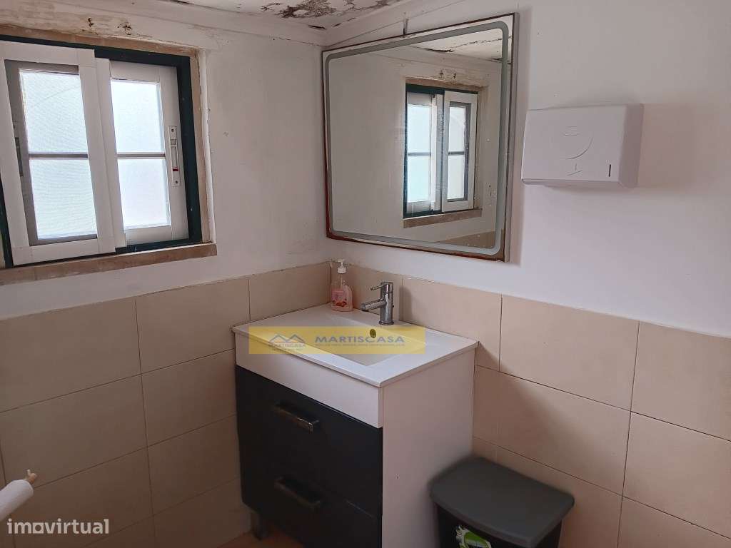 MORADIA DE LUXO V3 COM PISCINA e QUINTA- TERRUGEM-36