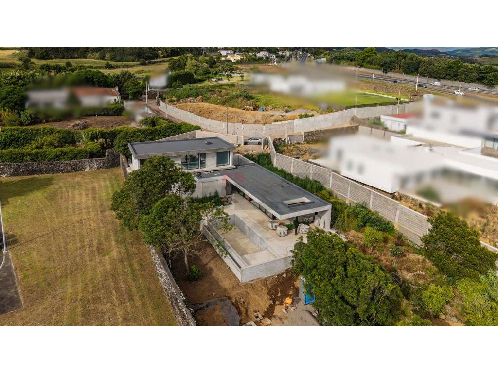 Moradia LUXURY em Betão Armado | Piscina Infinita | Vista Mar | Pon...-13