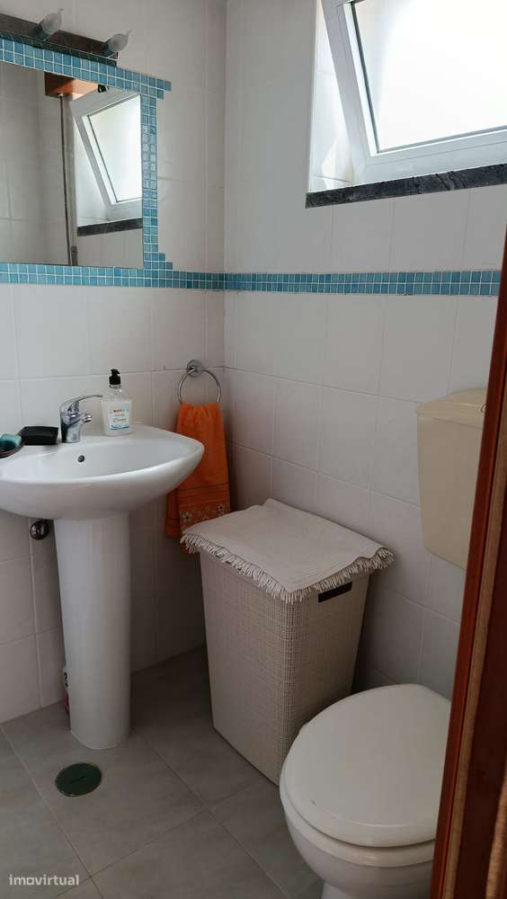 Moradia T9 Isolada com Jardim em Sagres-18
