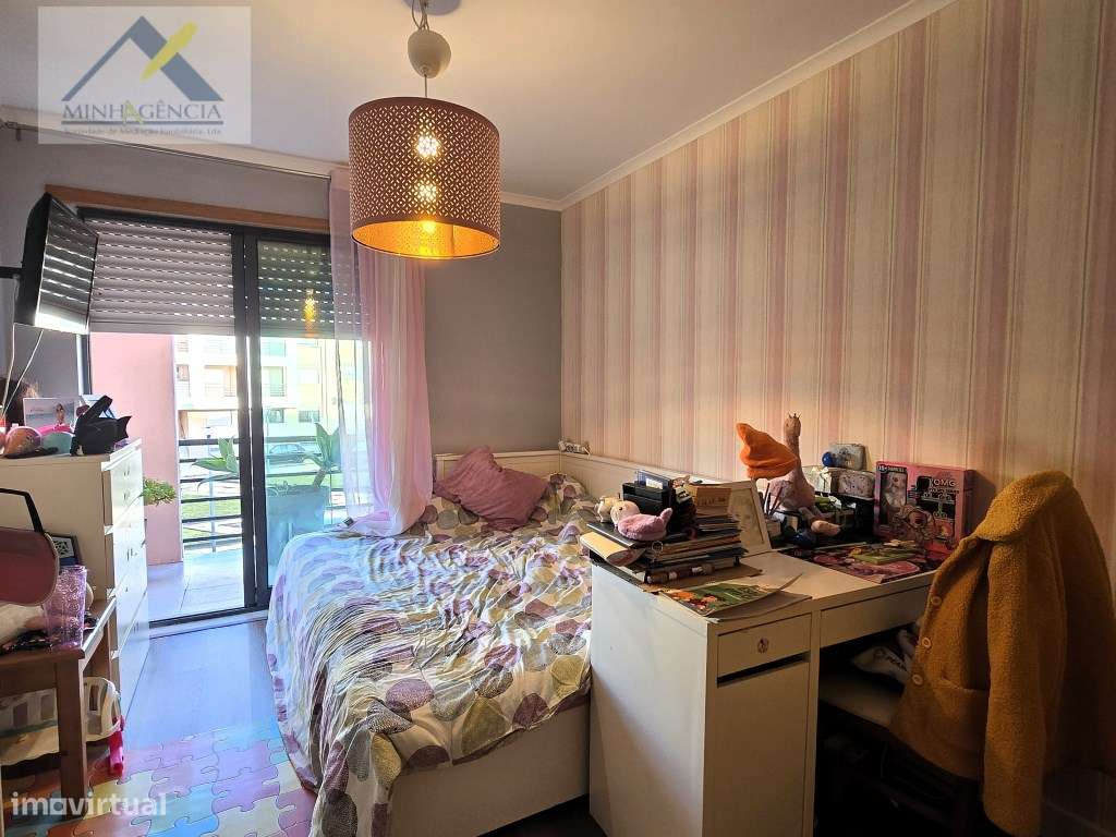 Apartamento T3 com parqueamanto na Quinta do Anjo-23