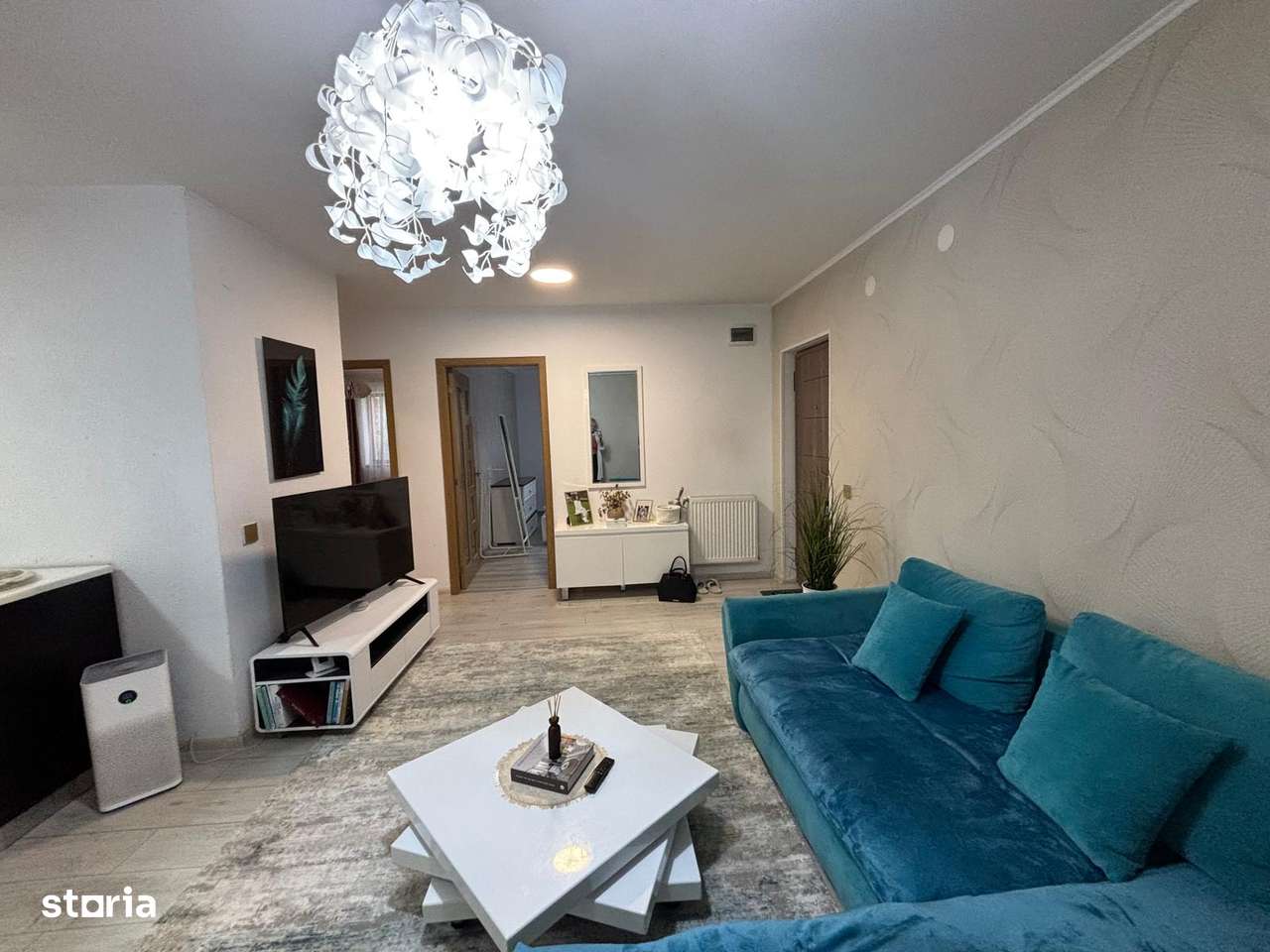 Apartament 3 camere mobilat utilat zona Strand 2-2
