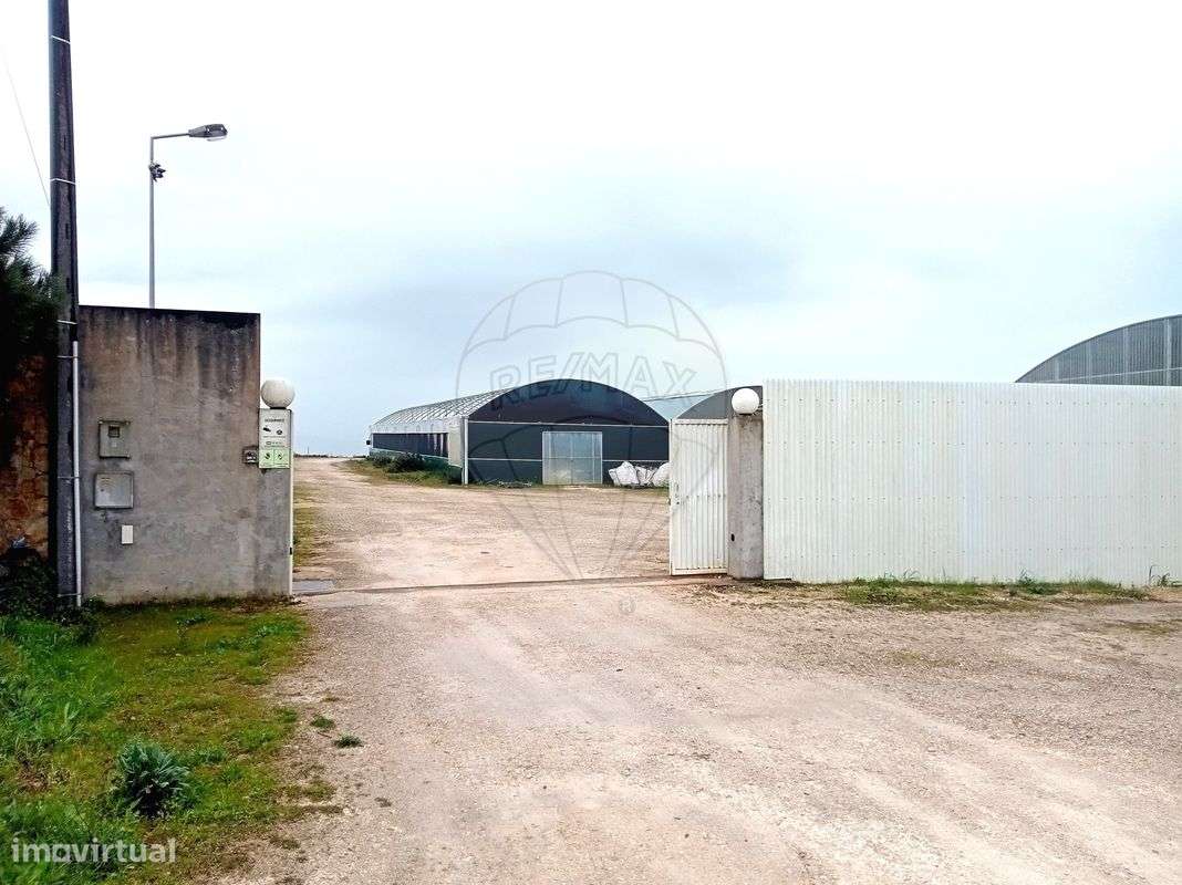 Terreno  para venda - Grande imagem: 2/25