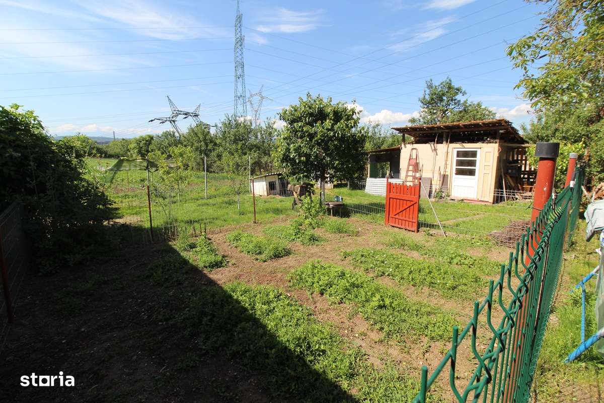 Vând casă P+Pod în Hunedoara, zona Peștișul Mare, teren 582mp, fs 20m - Imagine principală: 5/19