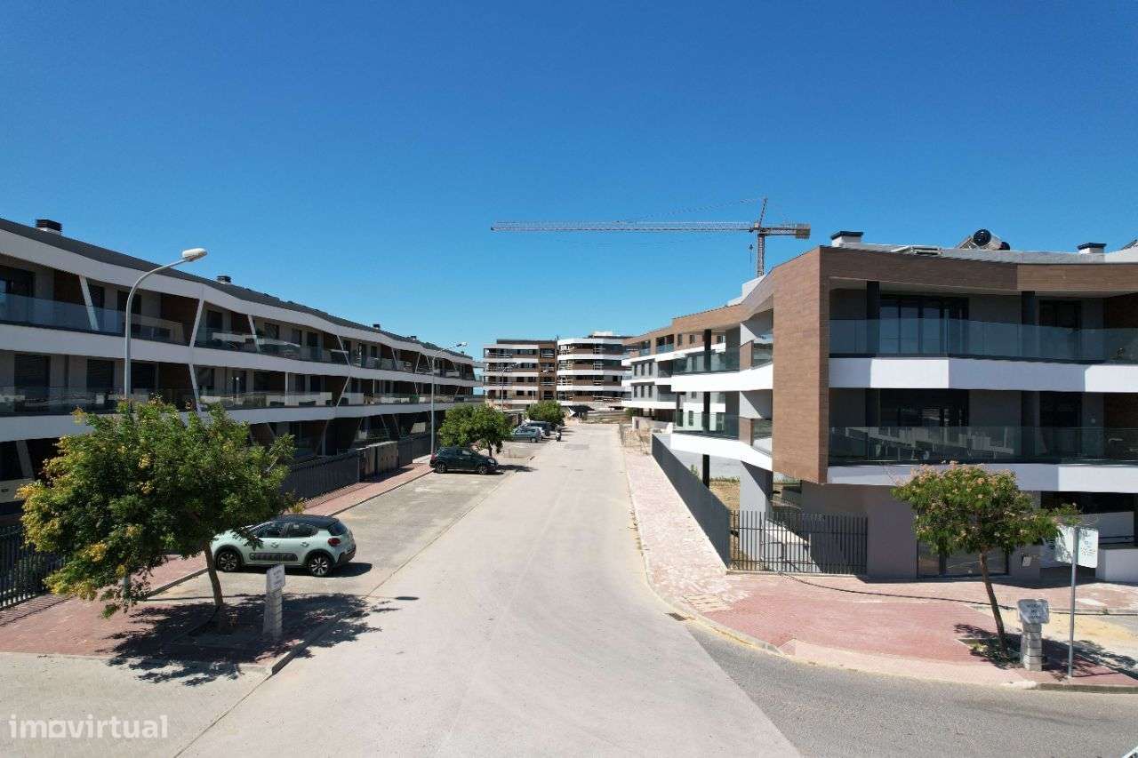 Apartamento T5 | Serra De Carnaxide - Grande imagem: 5/10