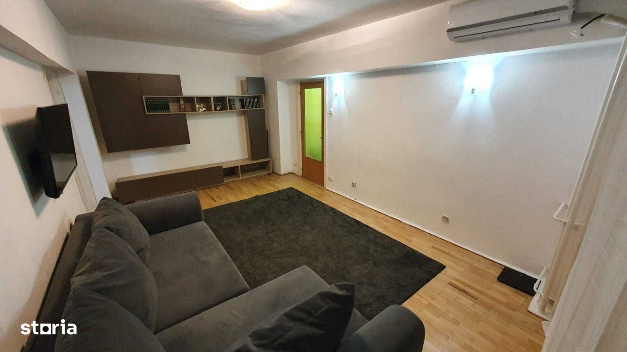 OPORTUNITATE APARTAMENT 3 CAMERE ZONA TEI STEFAN CEL MARE