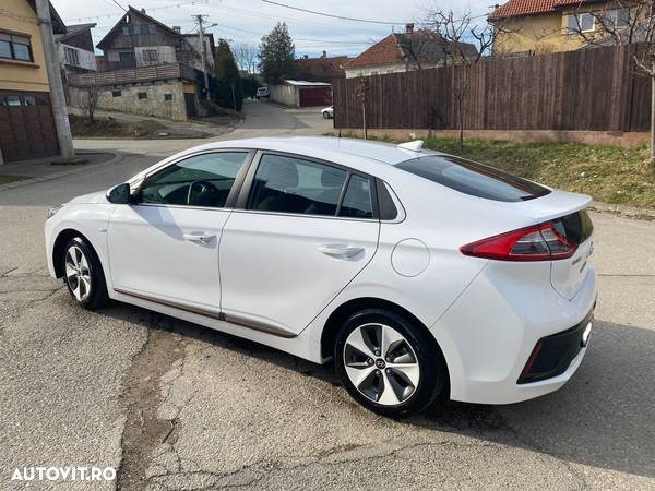 Hyundai IONIQ Electric 120CP Exclusive - 4