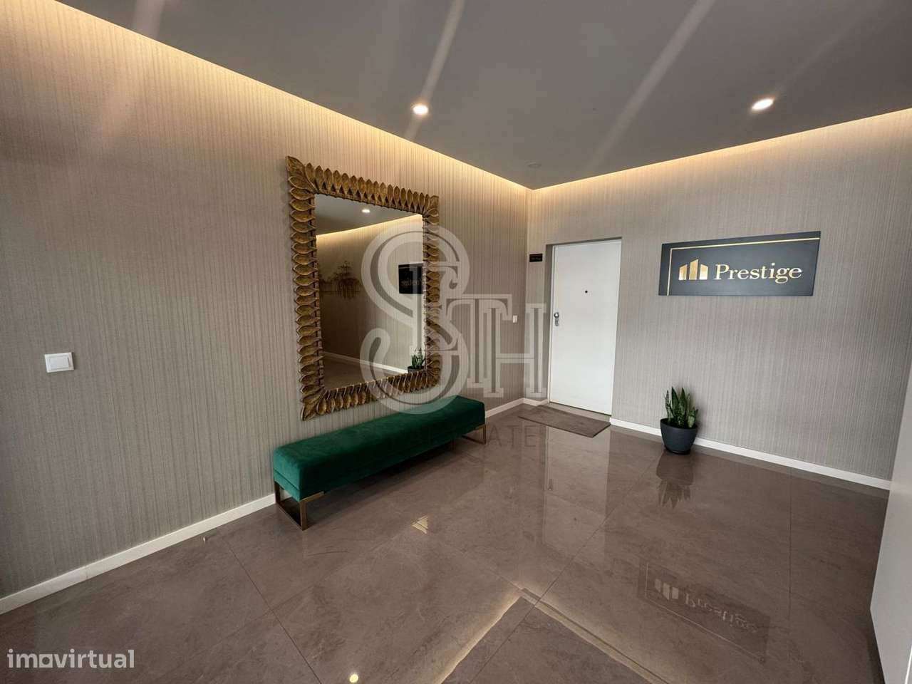 DUPLEX SEMI NOVO PORTAS DA CIDADE - Grande imagem: 1/35