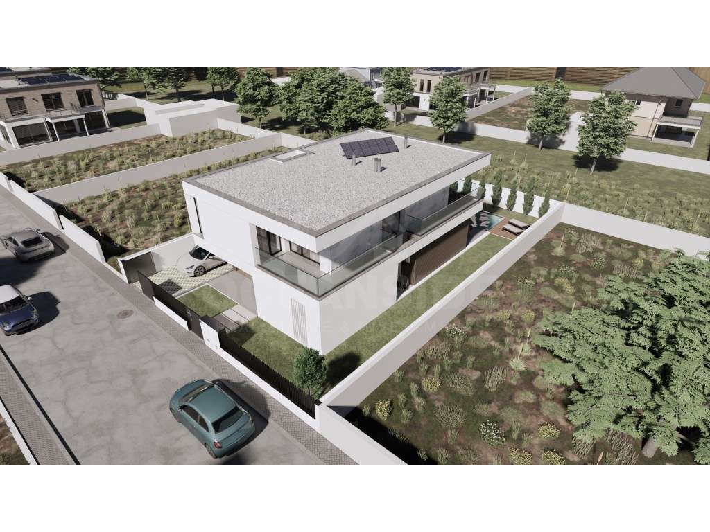 Moradia T4 com piscina, junto a Manique de cima-9