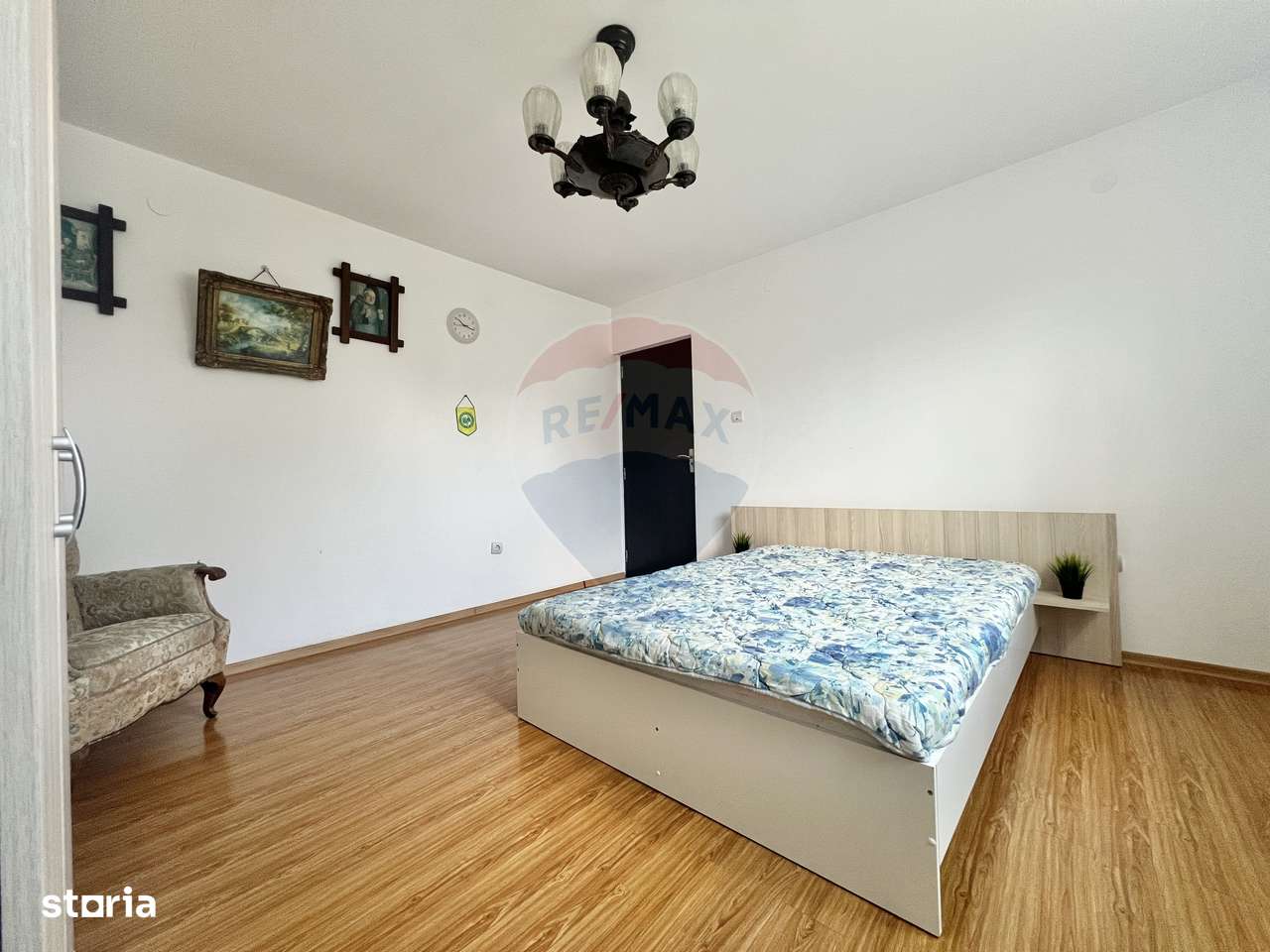 Casă / Vilă cu 3 camere de vânzare-16