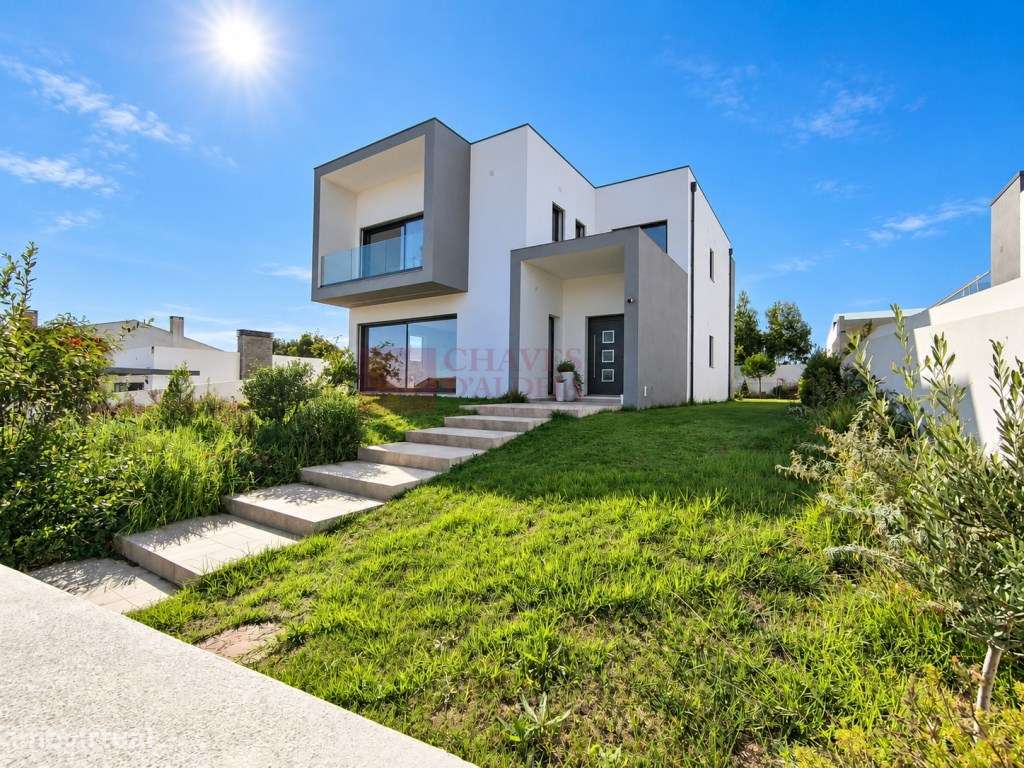 Mafra - Moradia T4 com jardim - Elegância, tranquilidade a poucos m...-0