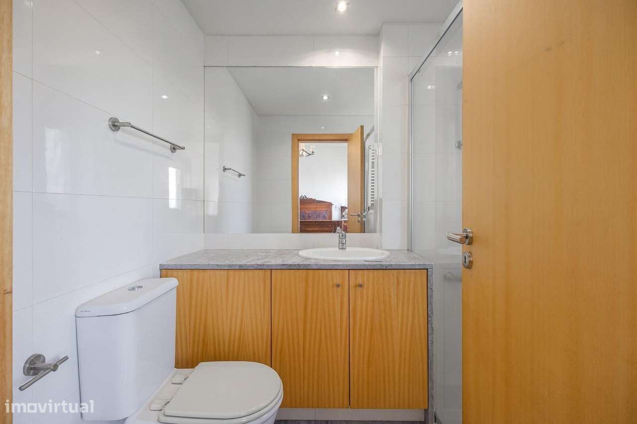 Apartamento T3  no Condomínio Fechado “Entre Quintas” –...-20