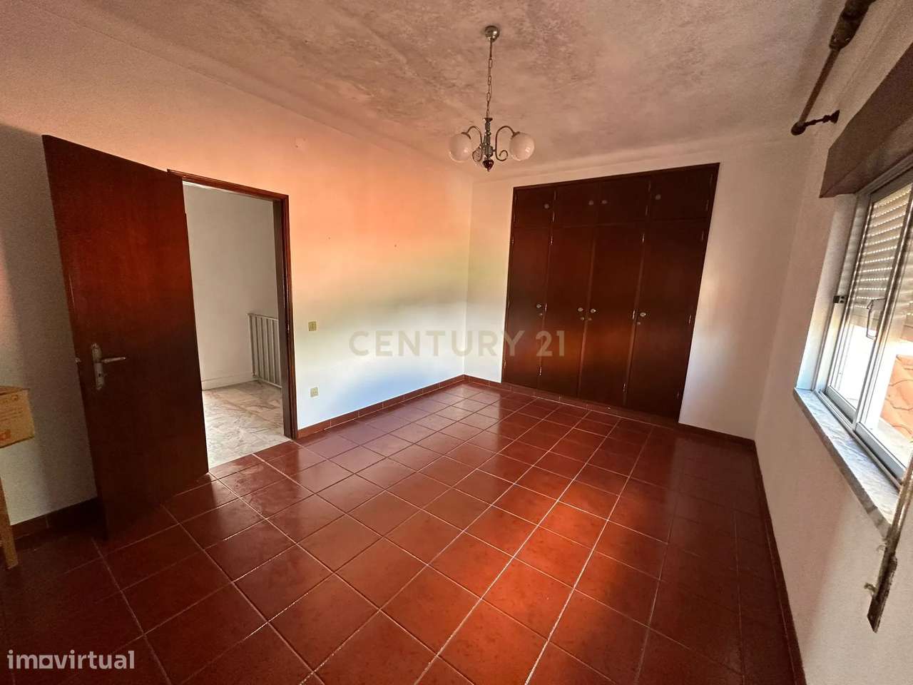 A sua nova casa em Santarém — em obras e pronta para ser personalizada-11