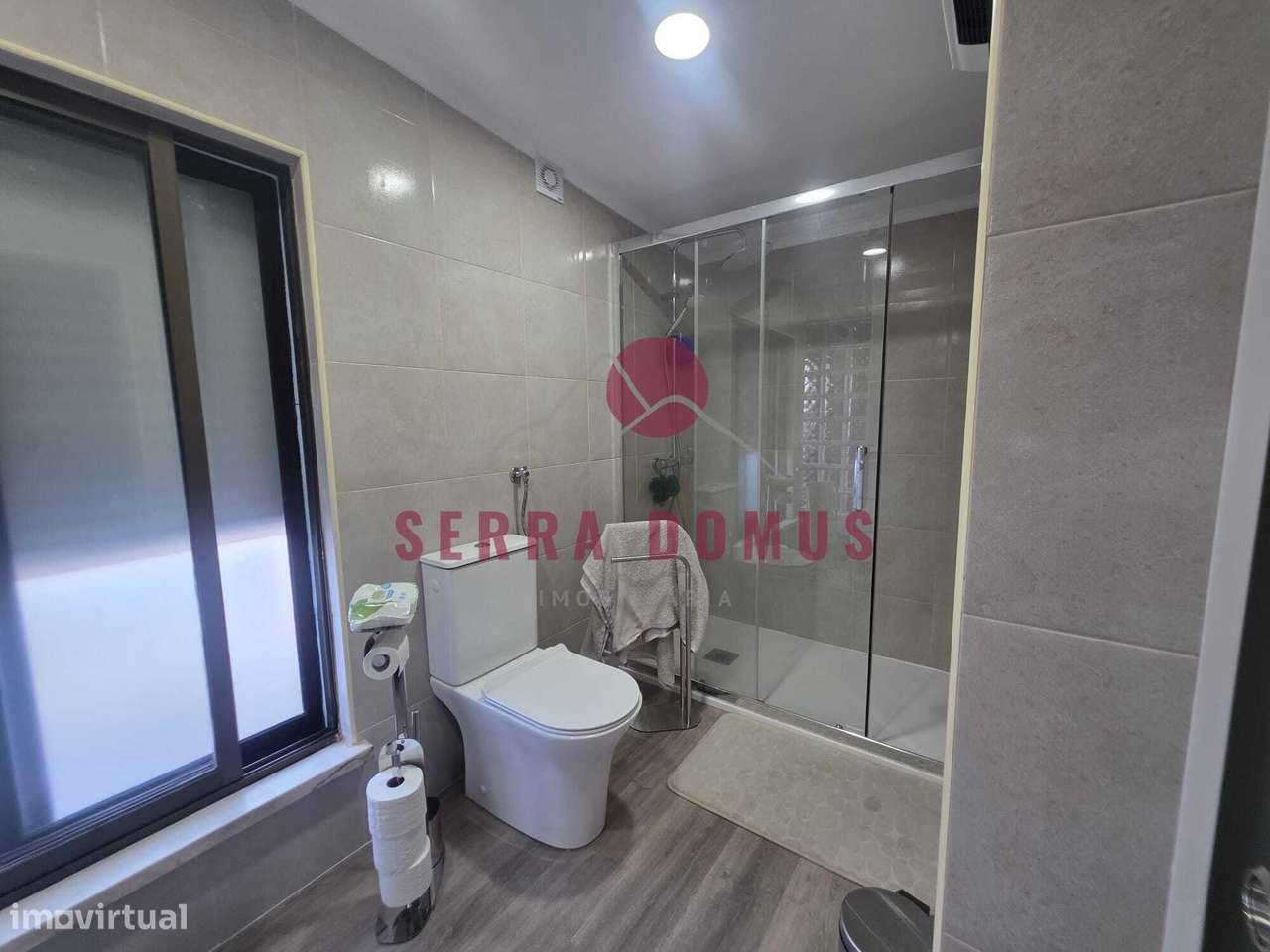 Apartamento T2 + 2 com terraço 53 m² localizado em Rio de Mouro-25