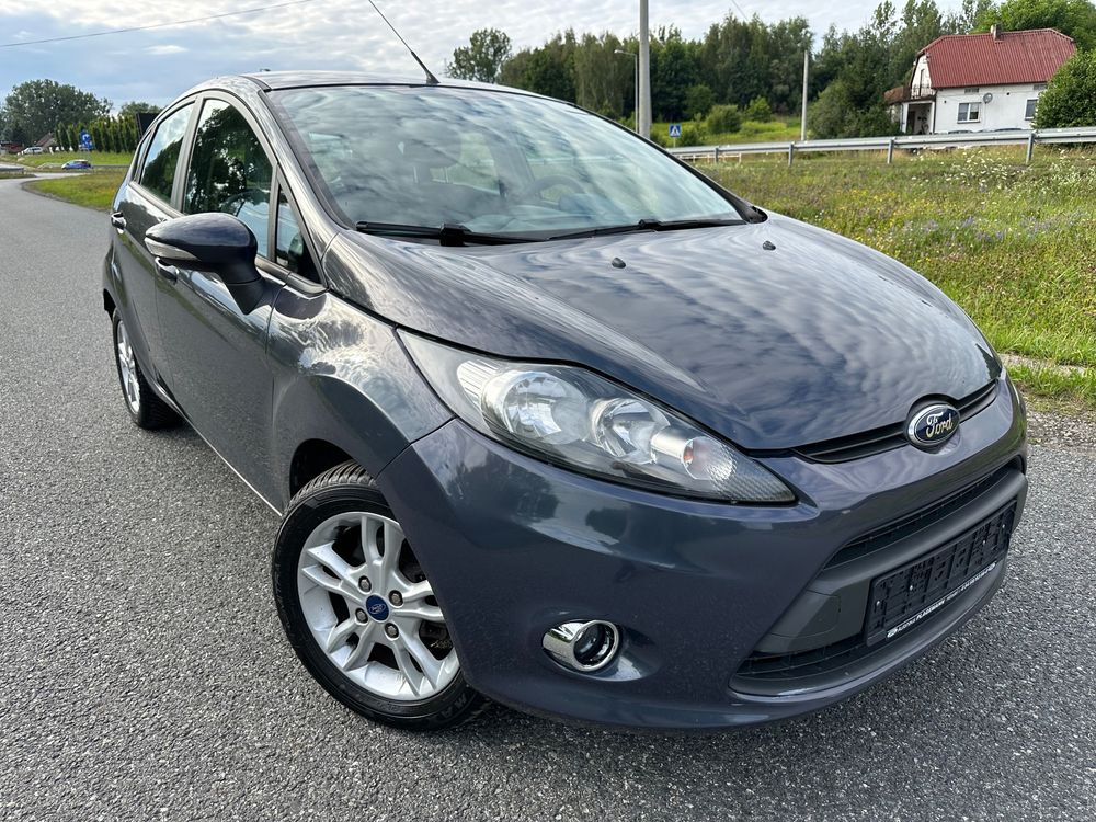 Ford Fiesta Mk7 (2008-) 1.25 Champions Edition 2011
